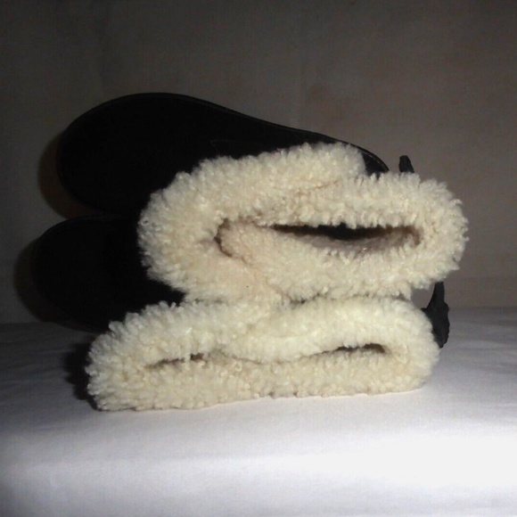 FINAL SALE 🎈UGG Akadia Black Leather Shearling Boots Size 6 NEW NO BOX * - Picture 11 of 16